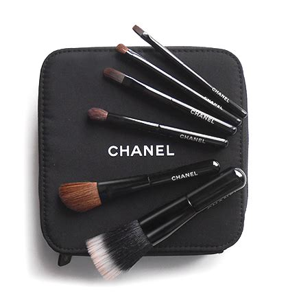 chanel travel makeup brush set|chanel makeup brushes selfridges.